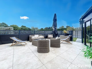  Maison � vendre 8 pi�ces 220 m�