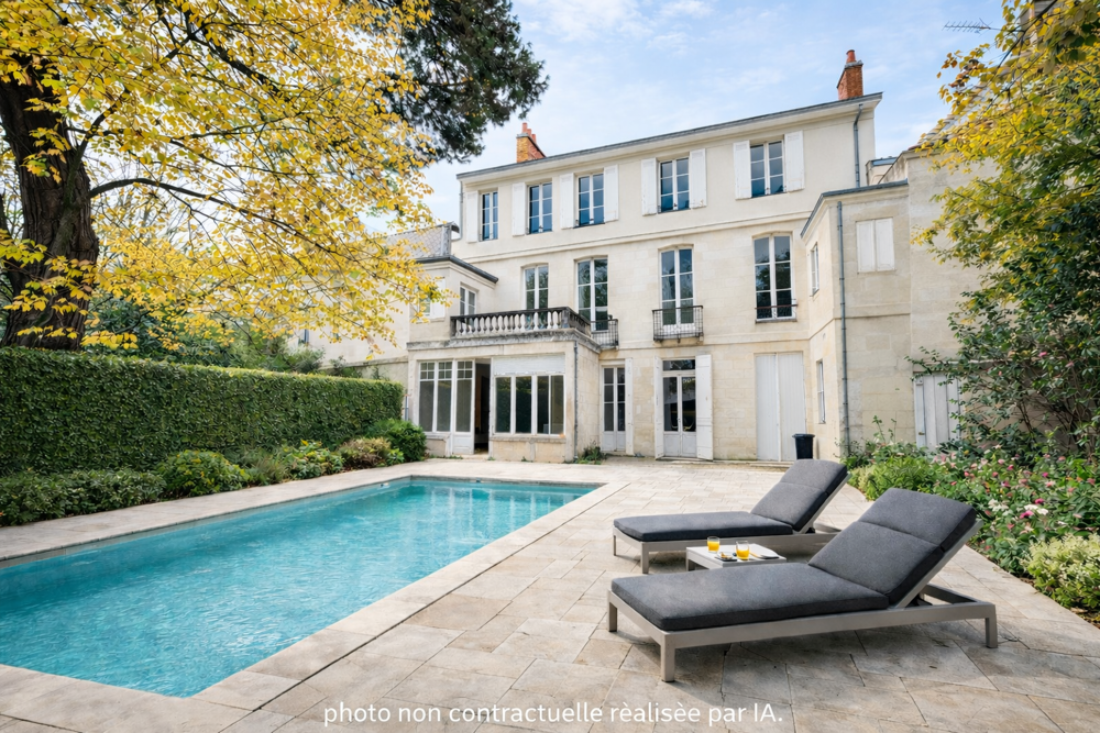 HÔTEL PARTICULIER DEXCEPTION À RÉINVENTER RUE CROIX DE SEGUEY JARDIN & PARKING IDEAL COLIVING