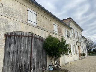  Propriété/château à vendre 11 pièces 205 m²