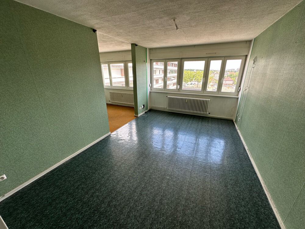 Vente Appartement Appartement 3 pièces de 70 m2   Metz Borny   Cave   Fort potentiel Metz