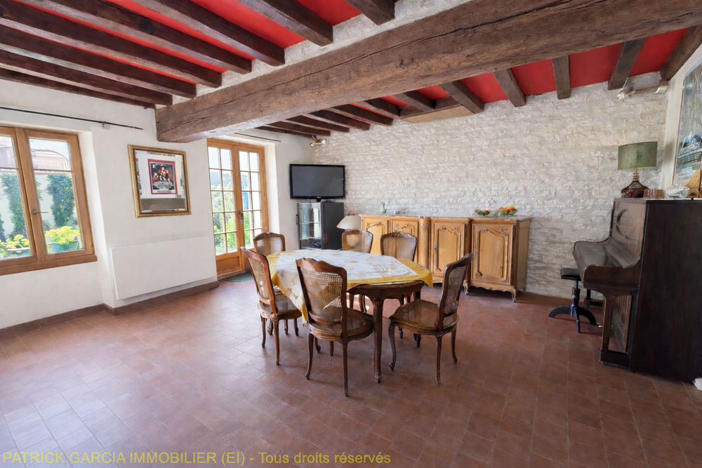 CHEMILLY SUR YONNE - ACCESSIBLE DE PLAIN PIED - JARDINET - GARAGE