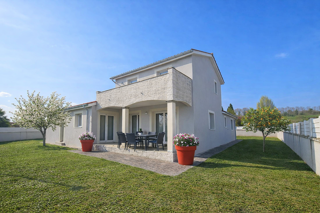  Maison � vendre 7 pi�ces 140 m�