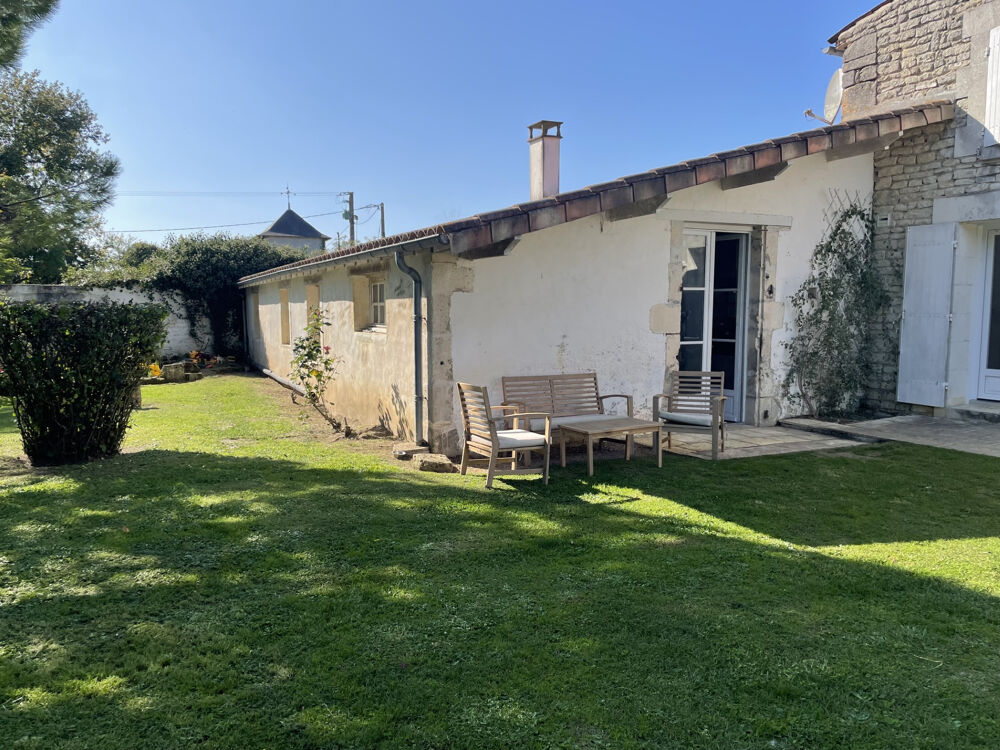 � vendre  Propri�t�/ch�teau Prignac (17160)