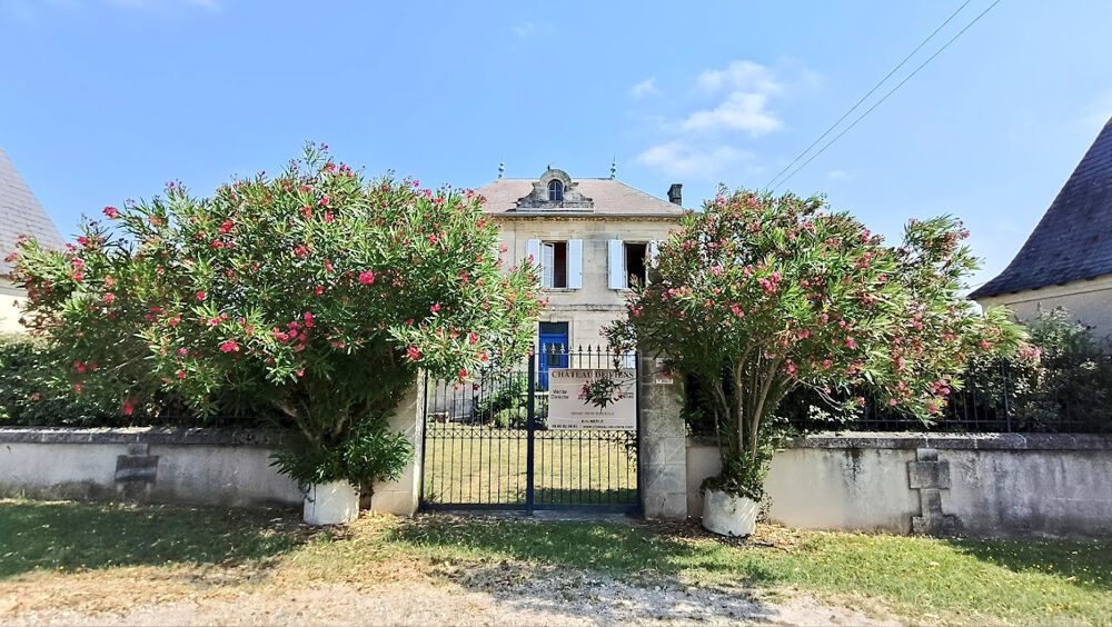 Propriété de caractère Maison bourgeoise en pierre, dépendances et 2,5 hectares de terrain