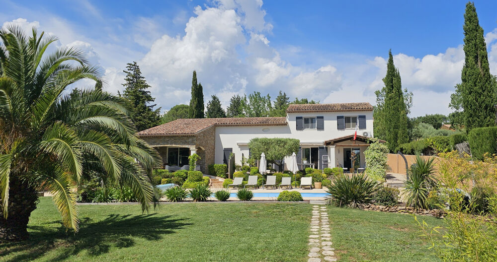 DOUBLE VILLA 200M2 SUR UN TERRAIN DE 5340M2 AVEC DOUBLE GARAGE 3 CARPORTS ET PISCINE