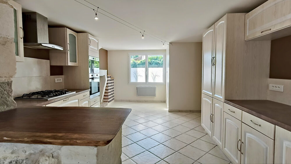 Vente Maison Maison de charme en pierre   216 m2 habitables   Terrain clos de 1 850 m2 Thenac