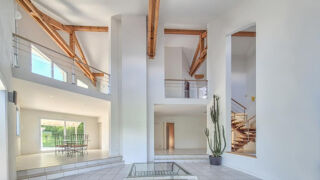  Maison  vendre 9 pices 230 m