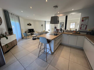  Maison  vendre 6 pices 122 m