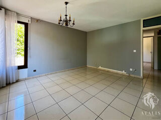 Appartement à louer 5 pièces 115 m²
