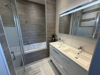  Maison � vendre 10 pi�ces 231 m�