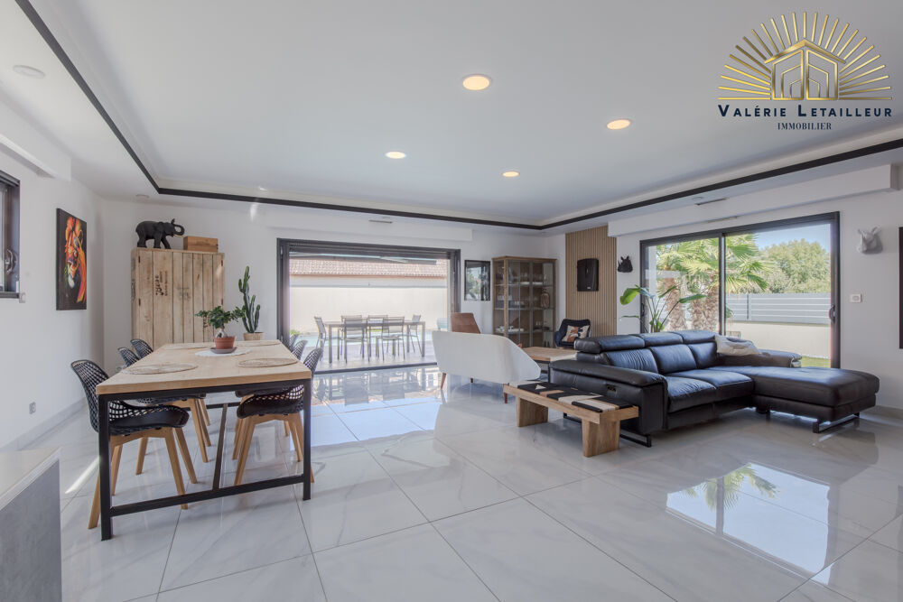 Vente Maison Villa contemporaine 4 chambres avec piscine : le confort du tout à pied Tresses