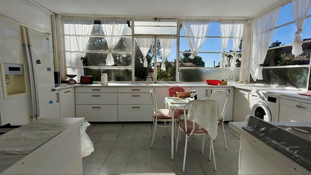 Vente Maison VENTE AUX ENCHÈRES INTERACTIVES   Maison   Jardin   Grand garage Mirambeau