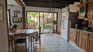  Remise / Grange à vendre 6 pièces 120 m² Aigues mortes
