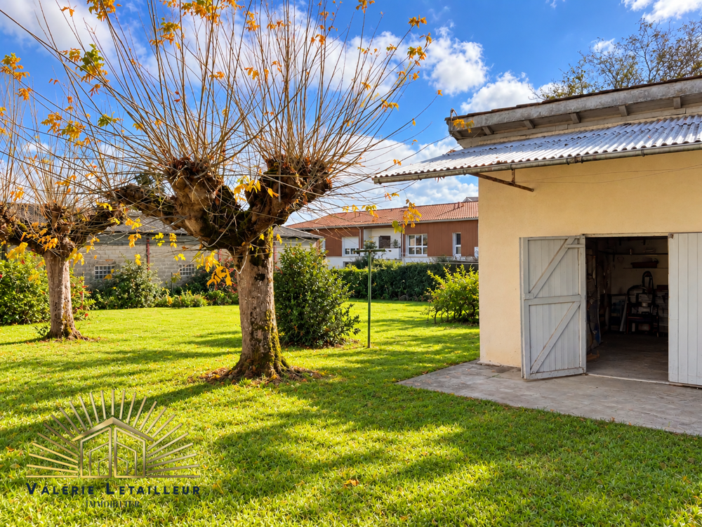 Vente Maison Maison individuelle et terrain constructible Centre-Bourg de Pompignac : Opportunité Pompignac