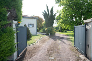  Maison à vendre 4 pièces 183 m²