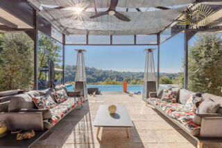  Maison � vendre 7 pi�ces 305 m�