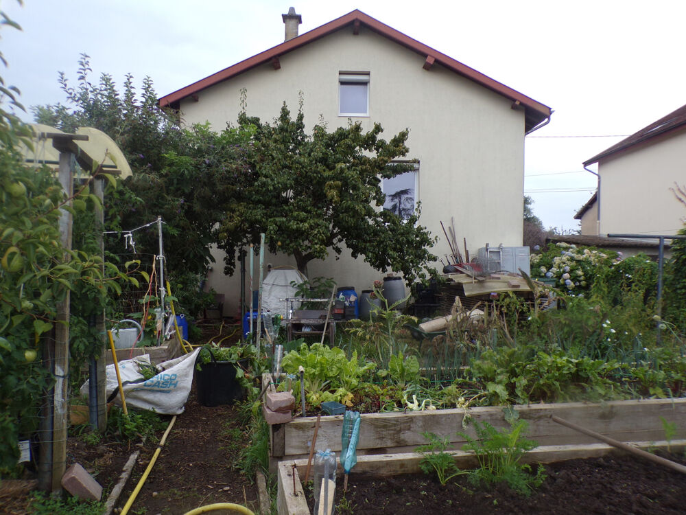 Vente Remise/Grange A vendre en viager  à PERONNAS Maison de 104 m2 Peronnas
