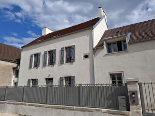  Maison à louer 7 pièces 210 m²