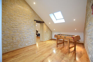  Maison  vendre 10 pices 250 m