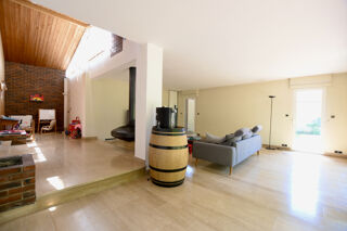  Maison à vendre 12 pièces 248 m²
