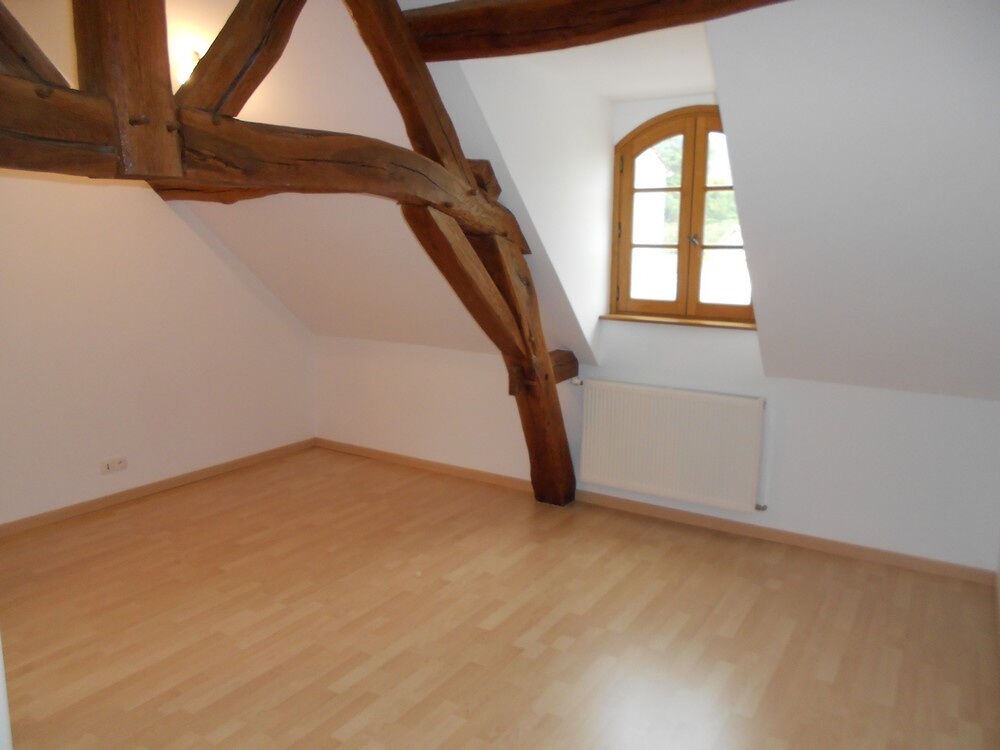 Location Maison Rully, Maison 4 pièces avec cour et garage Rully