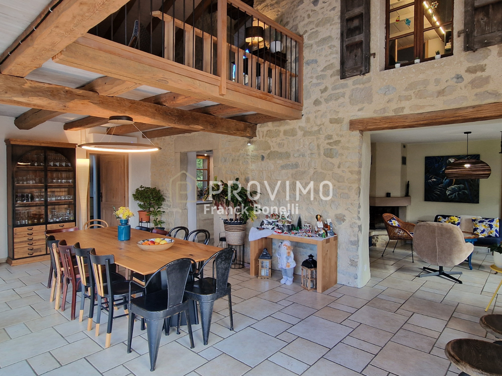 � vendre  Propri�t�/ch�teau Cernex (74350)