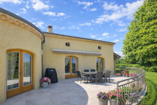  Maison à vendre 8 pièces 199 m²