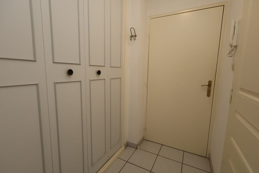Au Calme à LAXOU Studio meublé de 27 m2 avec terrasse et parking privatif