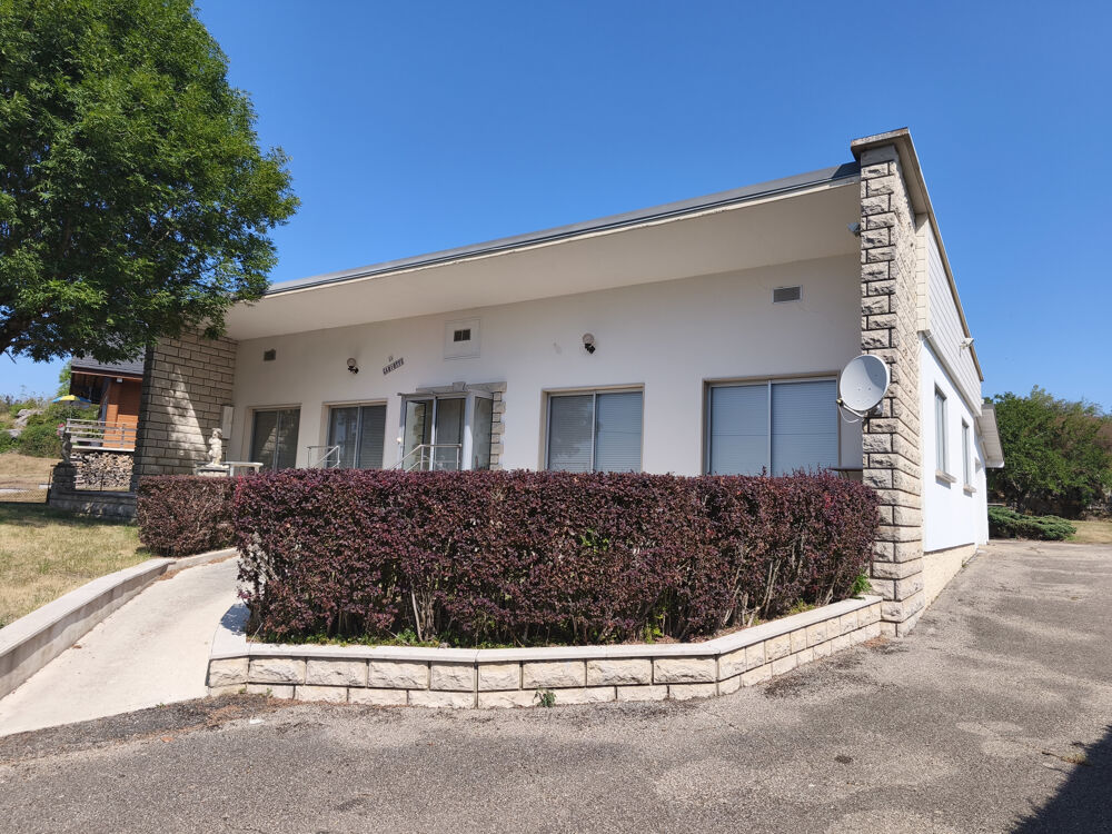 maison de plain pied sur 1700m2 de terrain