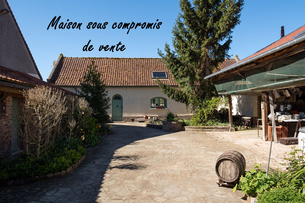 Vente Maison FERRIERES-MAISON DE VILLAGE PLEINE DE CHARME AVEC DEPENDANCES Ferrieres