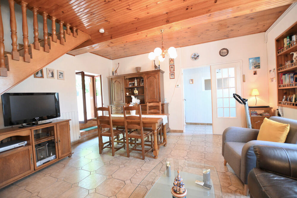 Maison Avallon 84 m2 Proches commerces et écoles