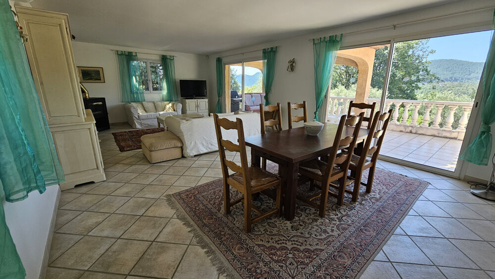 à vendre  Maison Bagnols-en-Forêt (83600)
