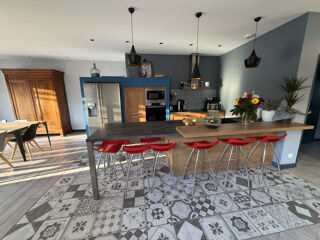  Maison � vendre 10 pi�ces 231 m�