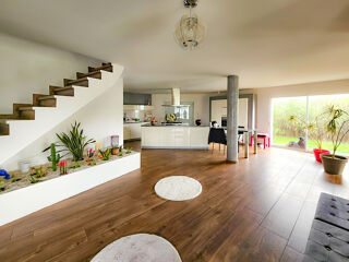  Maison à vendre 4 pièces 200 m²