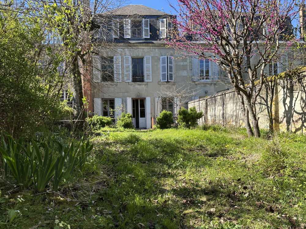 Rue de Metz maison du XIXe siècle de 239m2 a rénover.