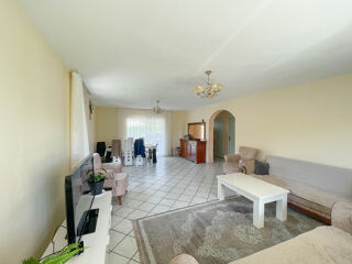  Maison  vendre 5 pices 135 m