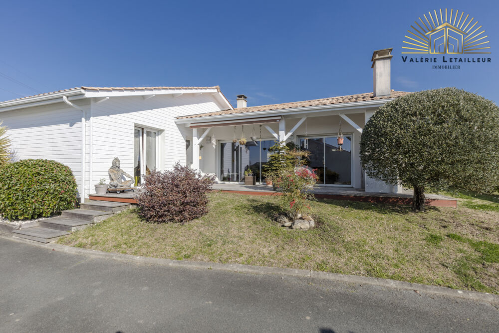 YVRAC 163 m2 HABITABLES SUR 850 m2 DE JARDIN Belle FAMILIALE aux prestations de qualitées