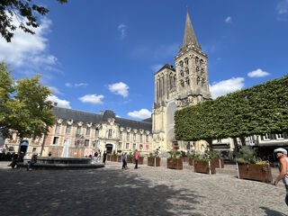  Immeuble à vendre 12 pièces 207 m²