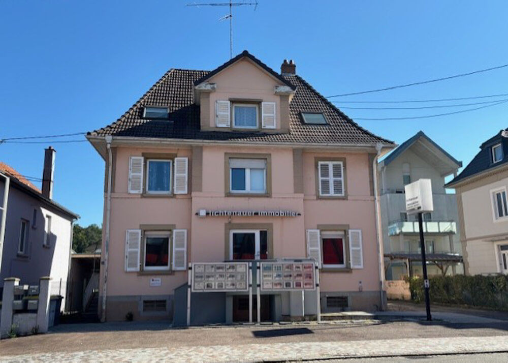 Vente Immeuble Brunstatt Bâtisse de 1929 d'environ 225 m2 composée de 4 lots dont 3 appartements et un local commercial, le t Brunstatt