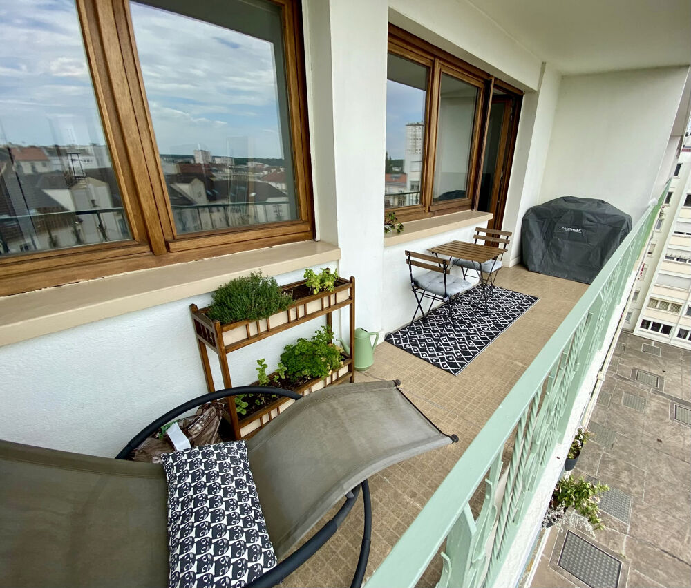 Vente Appartement Appartement avec grand balcon - 2 Chambres - parking privatif Metz