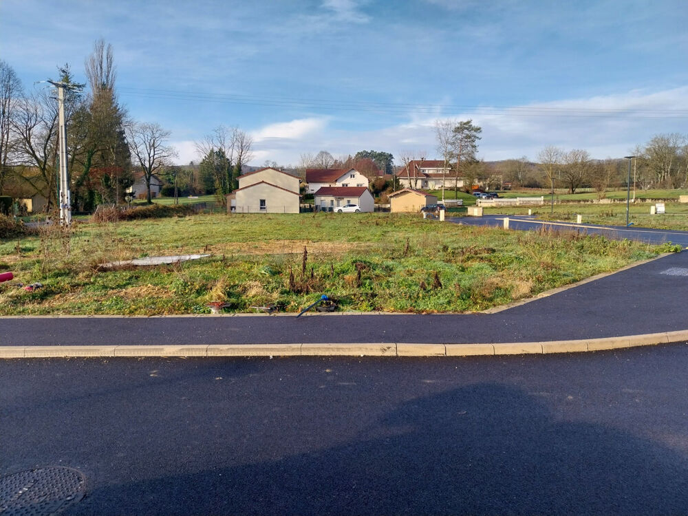 Vente Terrain A vendre à Villereversure Terrain constructible et viabilisé 582 m2 Villereversure