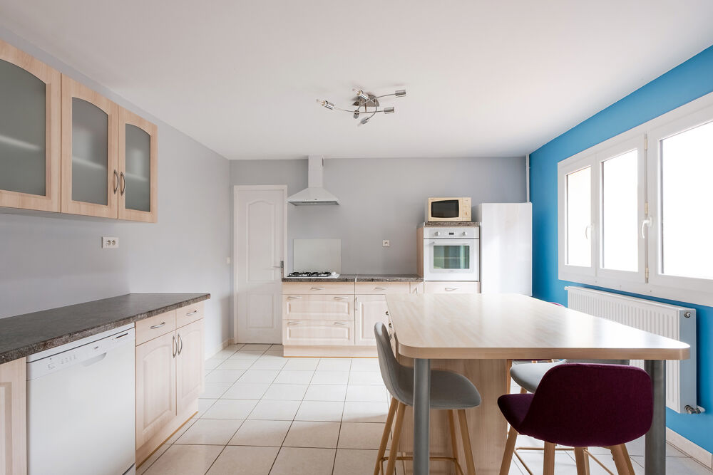 DURY-METROPOLE SUD AMIENS-MAISON AVEC GARAGE ET JARDIN