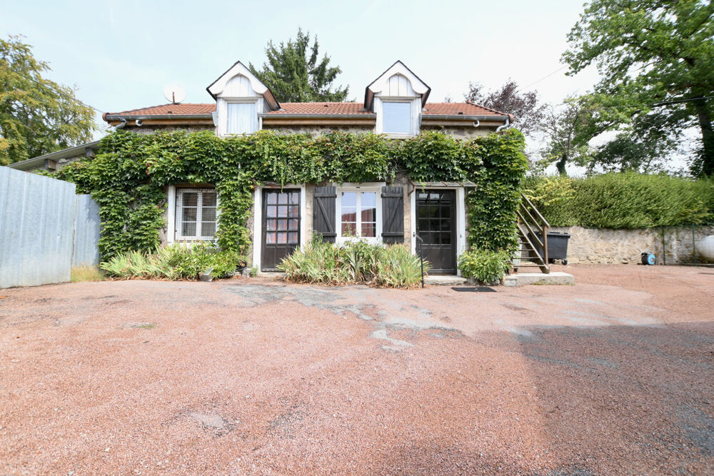 ANCIEN HÔTEL-RESTAURANT, DÉPENDANCES ET TERRAIN