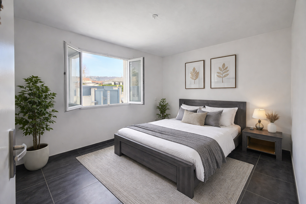 MAISON FAMILIALE CONTEMPORAINE DE PLAIN PIED
