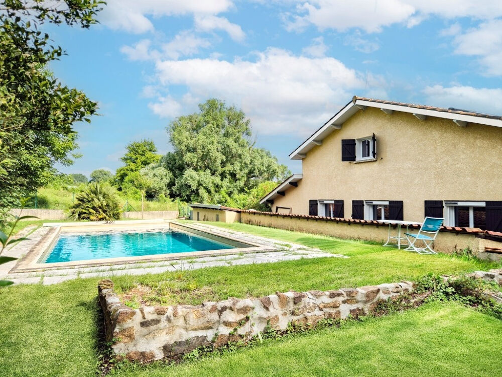 MAISON FAMILIALE