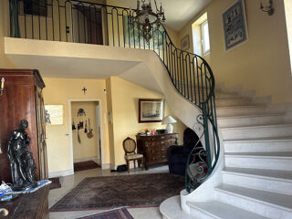  Maison � vendre 11 pi�ces 380 m�