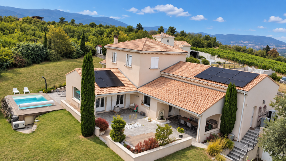 Vente Maison Maison et piscine à vendre Saint-pierre-de-bœuf