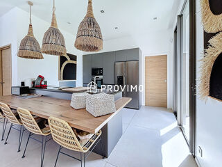  Maison � vendre 8 pi�ces 220 m�