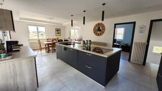  Maison  vendre 6 pices 165 m