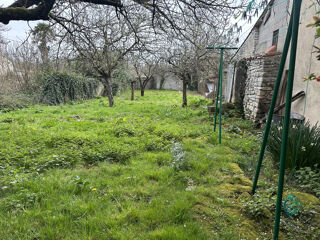  Parking / Garage  vendre 70 m